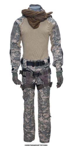 Lot #77: Mouse's Desert Costume with Screen-Matched Shirt ### G.I. JOE: RETALIATION (2013)