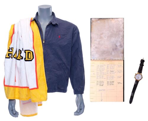 Lot #427: Dr. Leo Marvin's (Richard Dreyfuss) Jacket and Accessories ### WHAT ABOUT BOB? (1991)