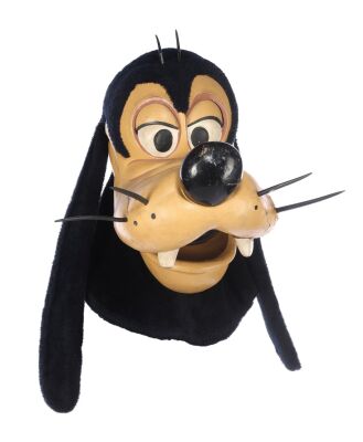 128. Goofy Walkaround Character Costume Head ### DISNEYLAND / WALT DISNEY WORLD THEME PARKS