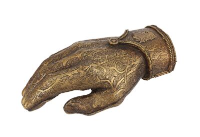 164. Jaime Lannister's (Nikolaj Coster-Waldau) Prosthetic Hand ### GAME OF THRONES (T.V. SERIES, 2011-2019)