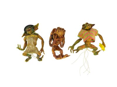 183. Set of Three Miniature Gremlin Puppets ### GREMLINS 2: THE NEW BATCH (1990)