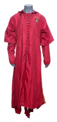 192. George Weasley's (Oliver Phelps) Quidditch Rain Cape ### HARRY POTTER AND THE PRISONER OF AZKABAN (2004)