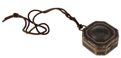 294. Captain Jack Sparrow's (Johnny Depp) Stunt Compass ### PIRATES OF THE CARIBBEAN: THE CURSE OF THE BLACK PEARL (2003)