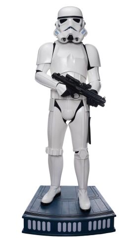 386. Sideshow Collectibles Life-Size Stormtrooper Replica ### STAR WARS: A NEW HOPE (1977)