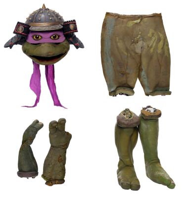 404. Donatello Head with Costume Components ### TEENAGE MUTANT NINJA TURTLES ORIGINAL TRILOGY (1990 - 1993)