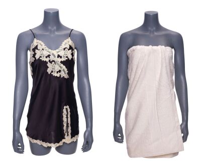 425. Pair of Naomi Lapaglia's (Margot Robbie) Costumes ### THE WOLF OF WALL STREET (2013)