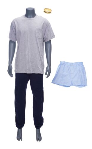 426. Jordan Belfort's (Leonardo DiCaprio) Pajama Costume ### THE WOLF OF WALL STREET (2013)