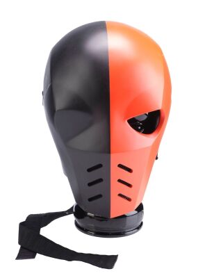 462. Deathstroke's Stunt Helmet ### ARROW (2012-2020)