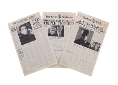 505. Set of Three Newspapers Featuring Batman (Val Kilmer), The Riddler (Jim Carrey) and Two Face (Tommy Lee Jones) ### BATMAN FOREVER (1995)