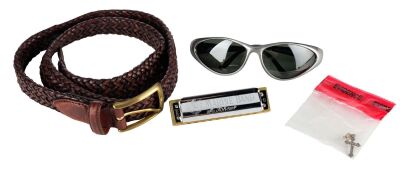 538. Buddy Noone's (Jeff Daniels) Set of Personal Accessories ### BLOOD WORK (2002)