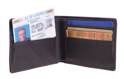 539. Terry McCaleb's (Clint Eastwood) Wallet and ID ### BLOOD WORK (2002)