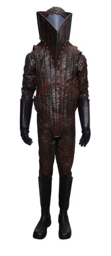 558. Necromonger Gravity Tender Costume ### THE CHRONICLES OF RIDDICK (2004)