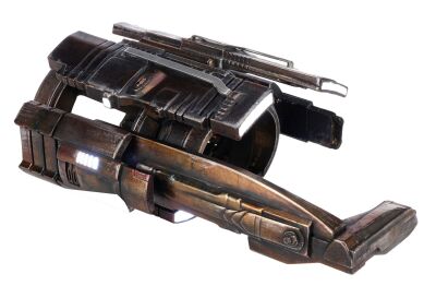572. Jake Lonergan's (Daniel Craig) Light-Up Alien Wrist Blaster ### COWBOYS & ALIENS (2011)