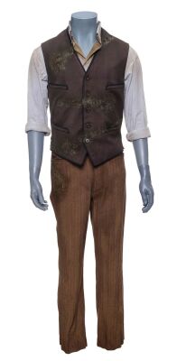 579. Jake Lonergan's (Daniel Craig) Distressed Alien Captive Costume ### COWBOYS & ALIENS (2011)