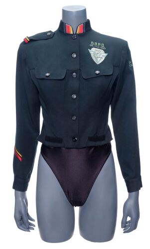 601. Lenina Huxley's (Sandra Bullock) S.A.P.D. Shirt ### DEMOLITION MAN (1993)
