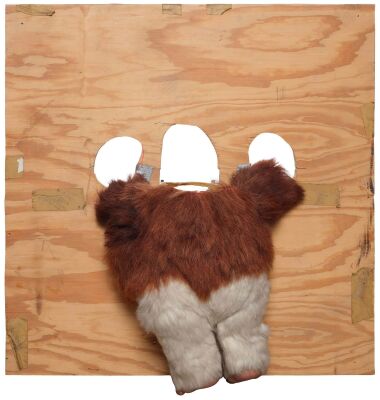 663. Oversized Gizmo Insert SFX Back Piece ### GREMLINS 2: THE NEW BATCH (1990)