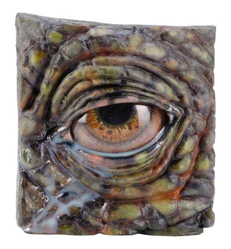 740. Sick Triceratops Reference Eye in Socket Display ### JURASSIC PARK (1993)