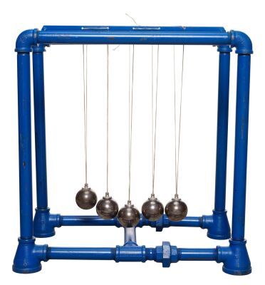 798. Newton's Cradle Scale Test Model ### MYTHBUSTERS (2003-2016)