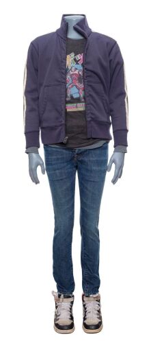 866. Max Kenton's (Dakota Goyo) Sweatshirt Costume ### REAL STEEL (2011)
