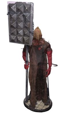 870. Bloodied Axeman (Ray Olubowale) Costume Display with Axe Replica ### RESIDENT EVIL: AFTERLIFE (2010)