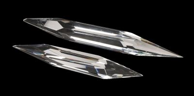 1034. Pair of Large Kryptonian Crystals of Knowledge ### SUPERMAN RETURNS (2006)