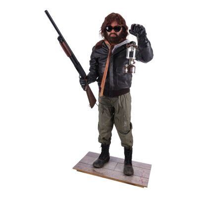 1053. R.J. MacReady Monsterpalooza Statue Display Replica ### THE THING (1982)