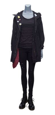 1059. Mary's (Eve Hewson) Complete Costume ### THIS MUST BE THE PLACE (2011)