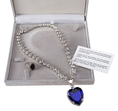 1066. Pididdly Links II "Heart of the Ocean" Necklace and Ring Replica ### TITANIC (1997)
