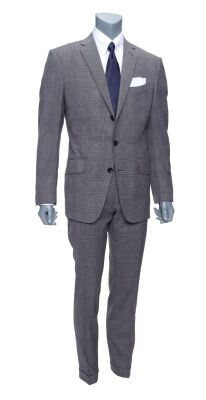 227. James Bond's (Daniel Craig) Return to London Costume with EON Certificate of Authenticity ### JAMES BOND: NO TIME TO DIE (2021)