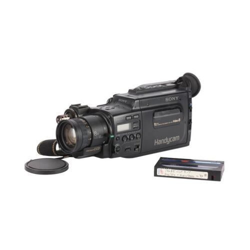 278. OASIS - King Tut's Glasgow Concert Footage and Camcorder (Sold with Copyright), 1993