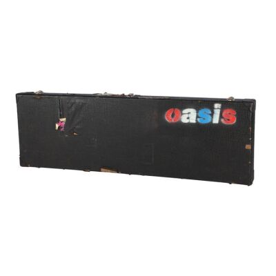 551. Paul "Guigsy" McGuigan's Gibson Les Paul Triumph Bass Guitar Case ### OASIS