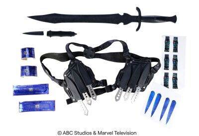 Lot #147: Sarge's Shrike Sword and Dagger Components with Holstered Throwing Knives ### MARVEL'S AGENTS OF S.H.I.E.L.D. (2013-2020)