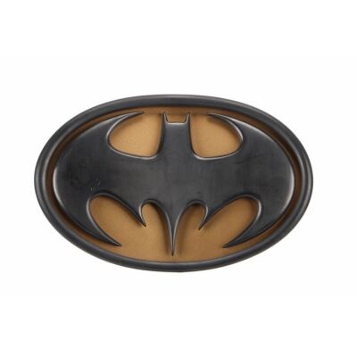 64. Batman's (Val Kilmer) Chest Emblem ### BATMAN FOREVER (1995)