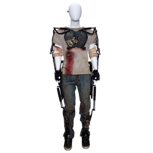 141. Max's (Matt Damon) Light-up Bloodied HULC Suit Costume ### ELYSIUM (2013)