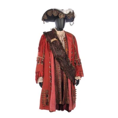 308. The Costumi D'Arte Collection: Captain Thomas Bartholomew Red's (Walther Matthau) Ensemble ### PIRATES (1986)