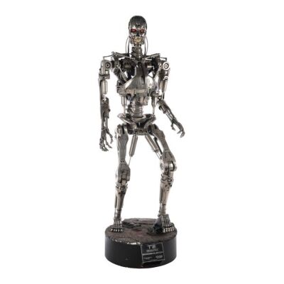 397. Lucas Francis Studio Full-Size Motorised T-800 Endoskeleton Replica Display ### TERMINATOR 2: JUDGMENT DAY (1991)