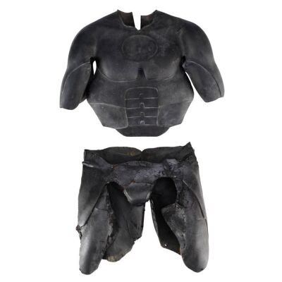 483. Batman's (Michael Keaton) Batsuit Armor Components ### BATMAN RETURNS (1992)