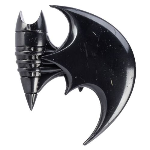 495. Batman's (Val Kilmer) Folded Batarang ### BATMAN FOREVER (1995)
