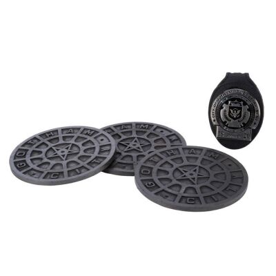 504. James Gordon's (Gary Oldman) Police Badge with Set of Three Manhole Cover Model Miniatures ### BATMAN BEGINS (2005)