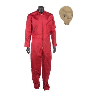 558. Mayflower Project Jumpsuit and Pre-Production Alien Mask ### CLOSE ENCOUNTERS OF THE THIRD KIND (1977)