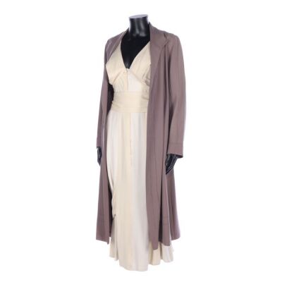 622. Lady Mary Crawley's (Michelle Dockery) Ensemble ### DOWNTON ABBEY (T.V. SERIES, 2010-2015)