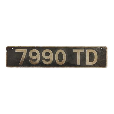 711. Flying Ford Anglia Number Plate ### HARRY POTTER AND THE CHAMBER OF SECRETS (2002)