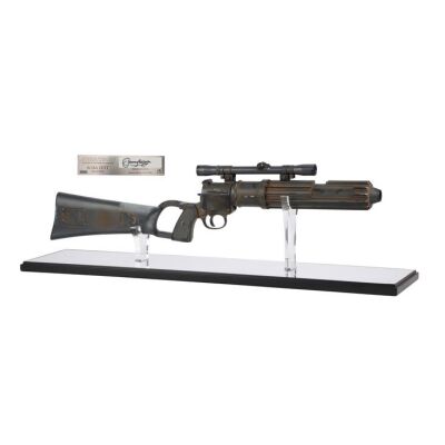 984. Master Replicas Signature Edition Boba Fett (Jeremy Bulloch) Blaster ### STAR WARS: RETURN OF THE JEDI (1983)