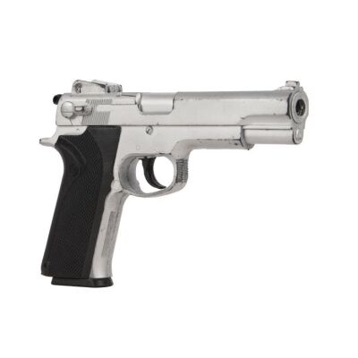 1021. T-X's (Kistanna Loken) Stunt Smith & Wesson 4506-1 Pistol ### TERMINATOR 3: RISE OF THE MACHINES (2003)