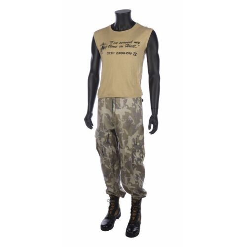 14. Pvt. Drake's (Mark Rolston) USCM Sleeveless T-Shirt and Pvt. Wierzbowski's (Trevor Steedman) Trousers ### ALIENS (1986)
