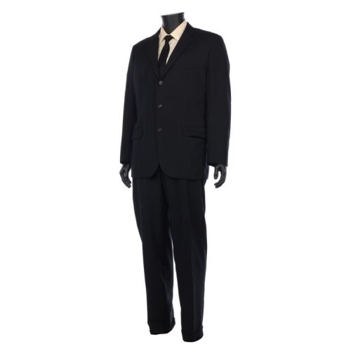 276. Agent J's (Will Smith) Suit Ensemble ### MEN IN BLACK (1997)