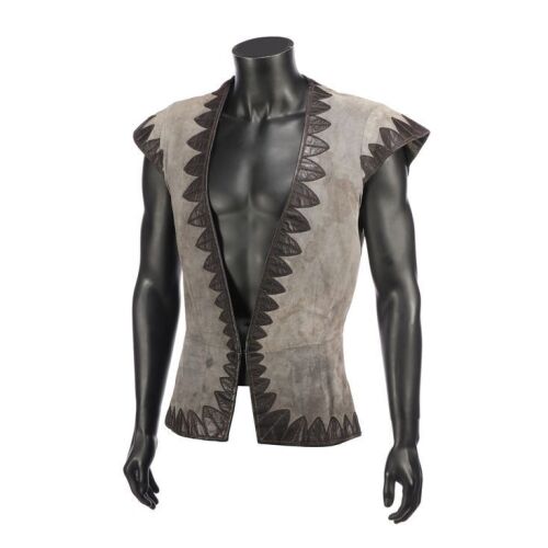 799. Prince Colwyn's (Ken Marshall) Tunic ### KRULL (1983)