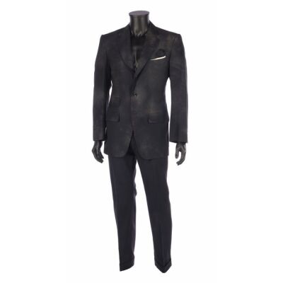 235. James Bond's (Daniel Craig) Distressed Tom Ford Suit ### JAMES BOND: QUANTUM OF SOLACE (2008)