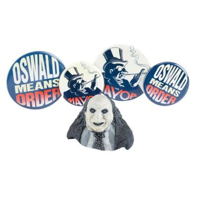 48. Oswald Cobblepot (Danny DeVito) Maquette with Four Campaign Buttons ### BATMAN RETURNS (1992)