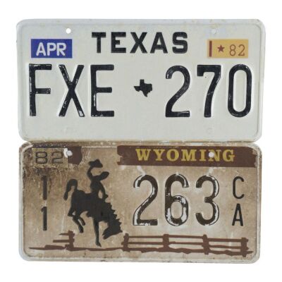 84. Randall Malone (David Harbour) and John Twist's (Peter McRobbie) License Plates ### BROKEBACK MOUNTAIN (2005)